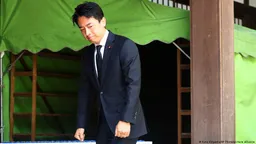 日本战败81周年：日防卫大臣参拜靖国神社引中韩强烈抗议